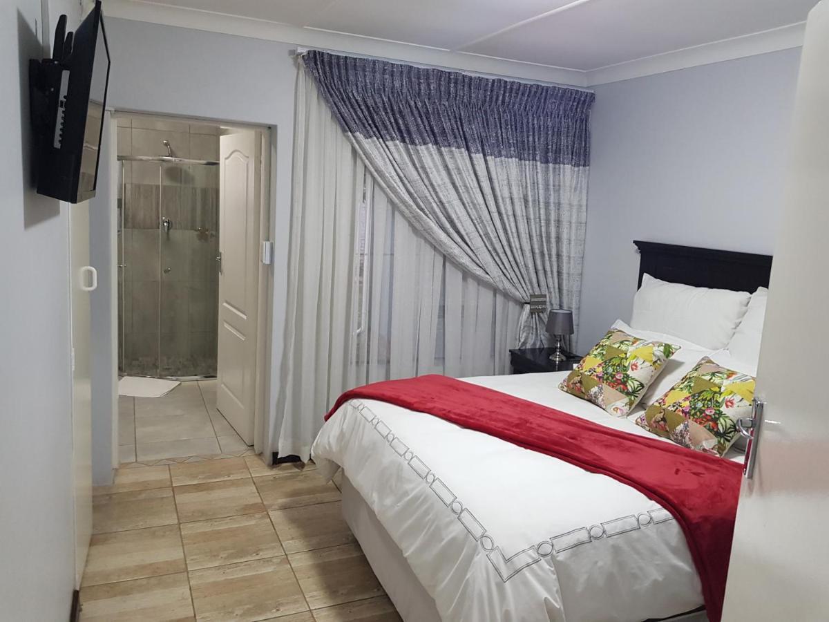 Good 2 Go Guest House Benoni Buitenkant foto