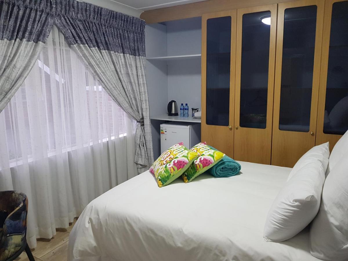 Good 2 Go Guest House Benoni Buitenkant foto